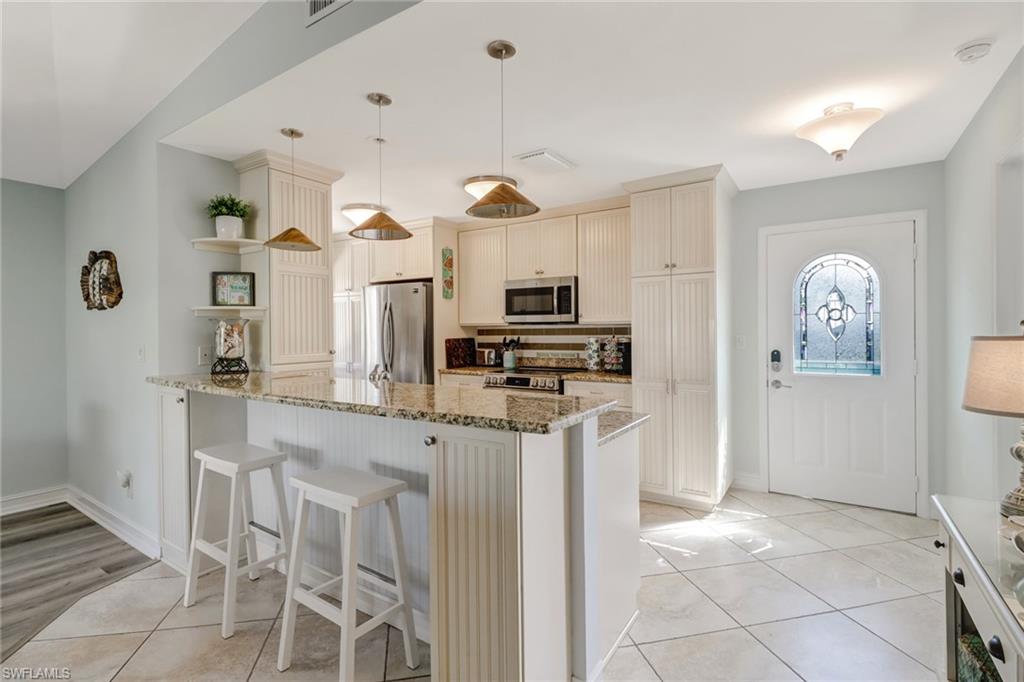 MARCO ISLAND - Residential