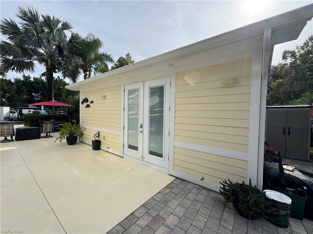 RIVERBEND MOTORCOACH RESORT - Land