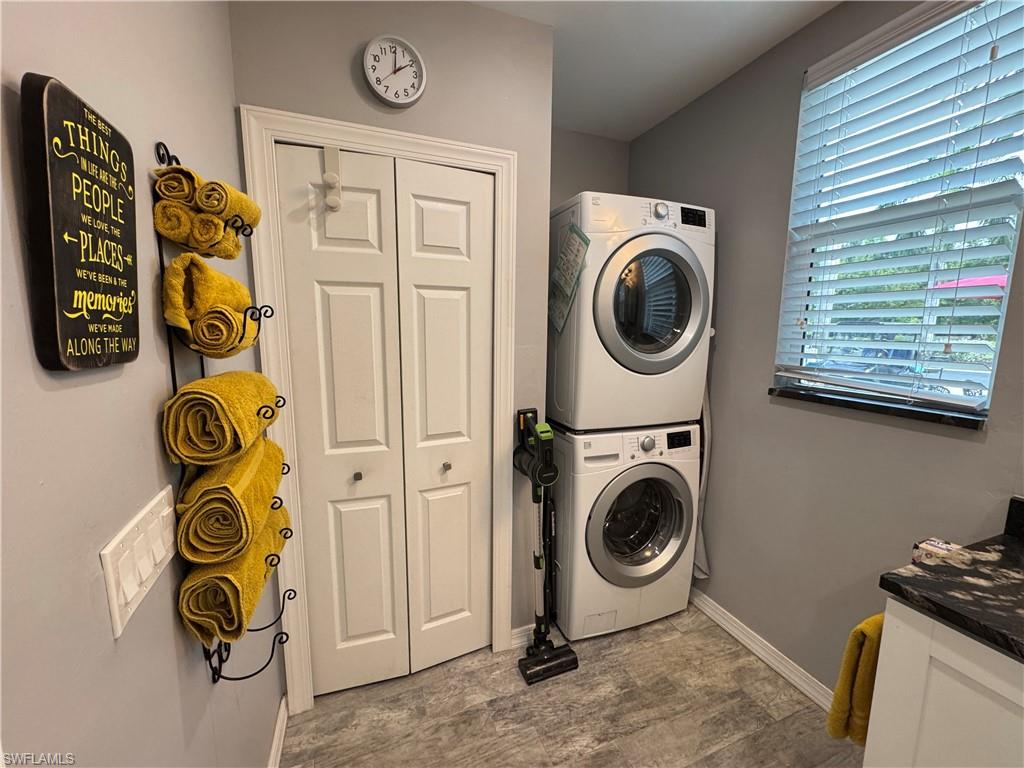 RIVERBEND MOTORCOACH RESORT - Land