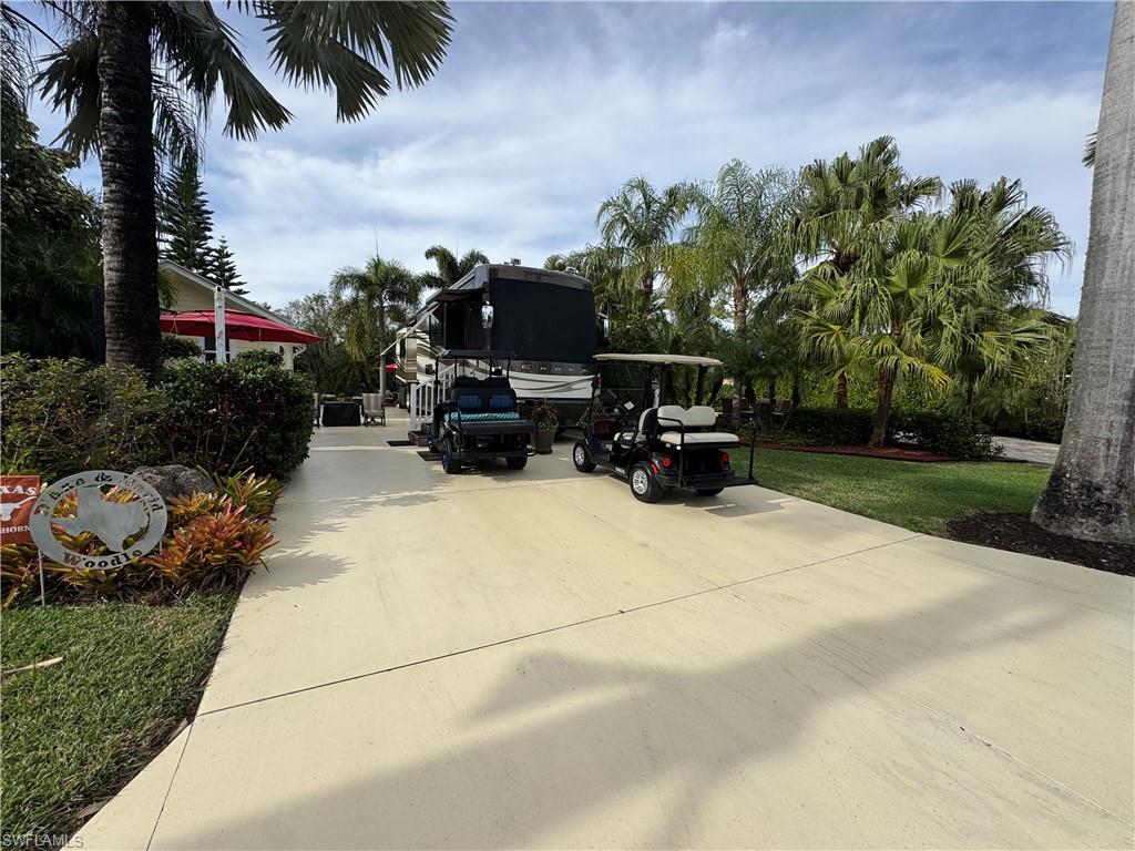 RIVERBEND MOTORCOACH RESORT - Land