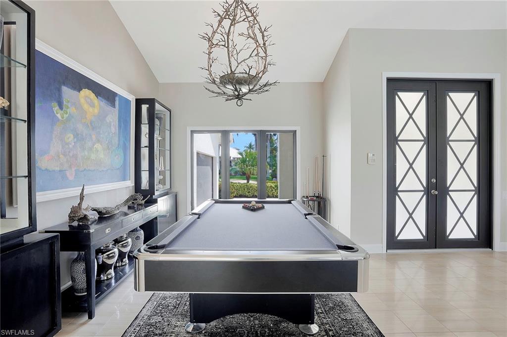 MARCO ISLAND - Residential