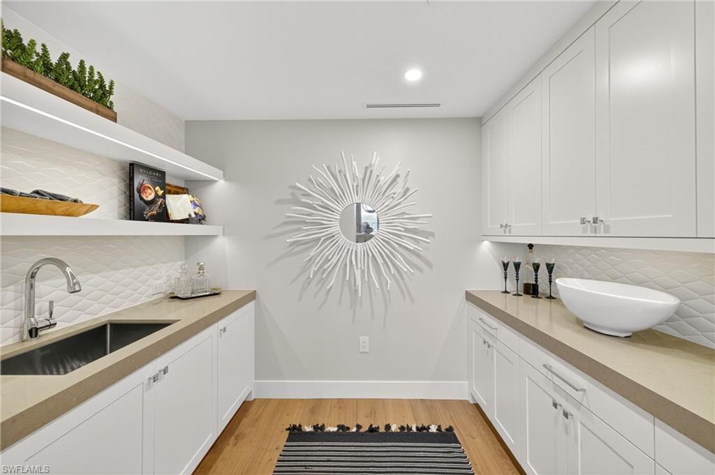 KALEA BAY TOWER 200 - Residential