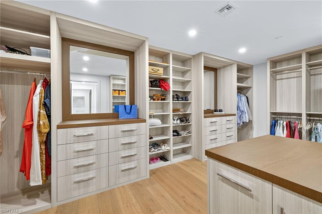 KALEA BAY TOWER 200 - Residential