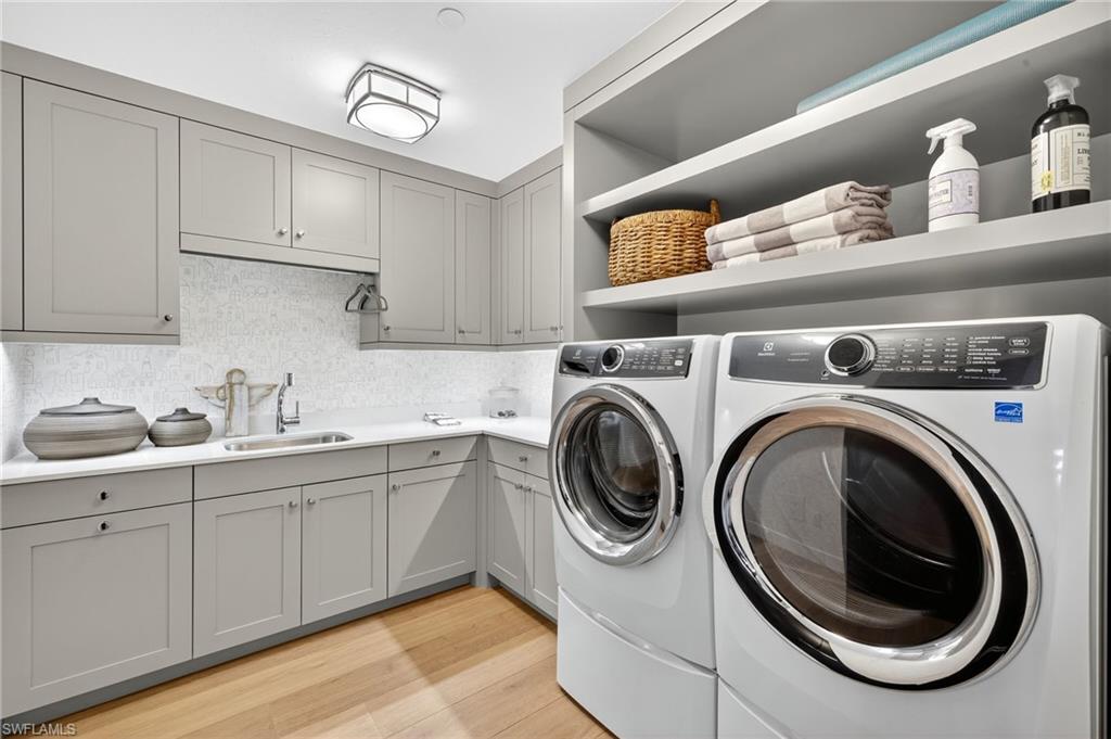 KALEA BAY TOWER 200 - Residential