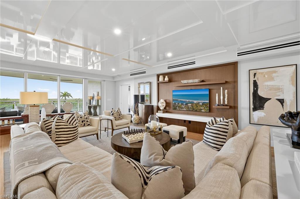 KALEA BAY TOWER 200 - Residential