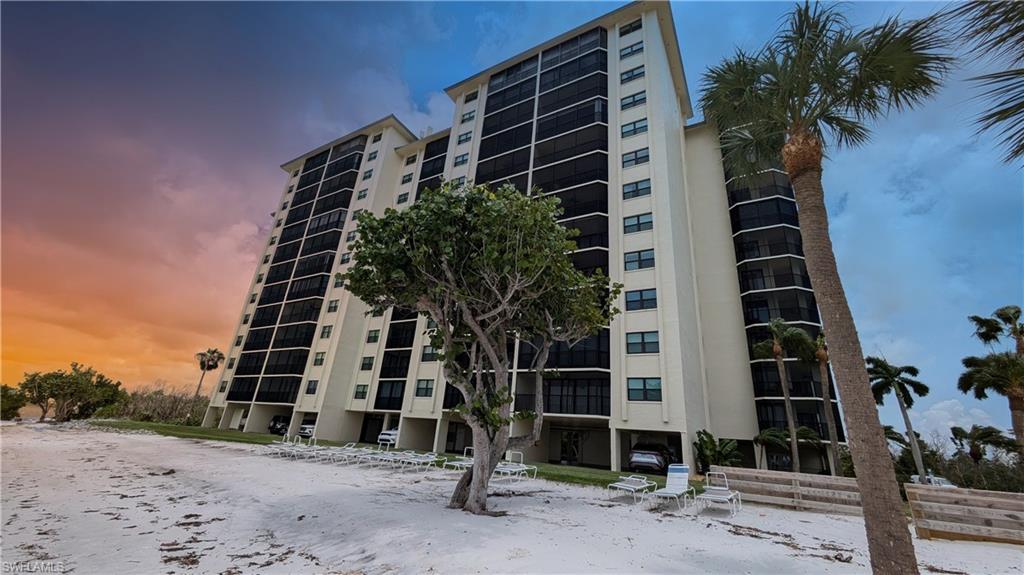 SANIBEL HARBOUR TOWER CONDO - Residential