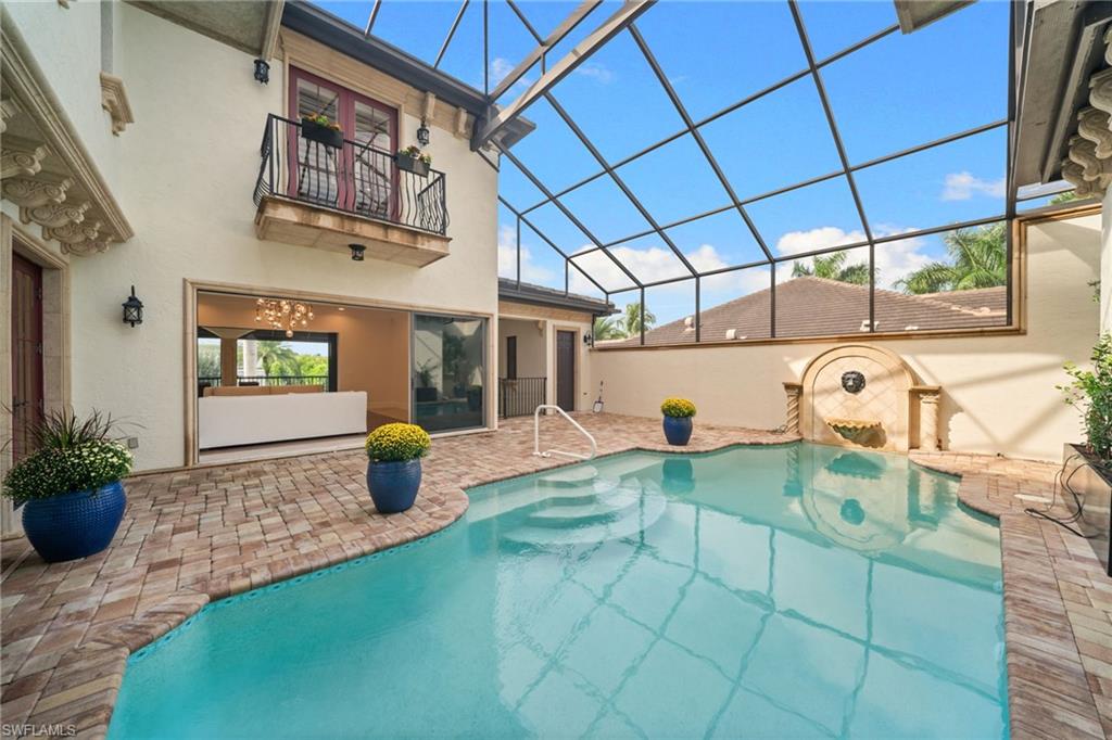1560 Osprey AVE