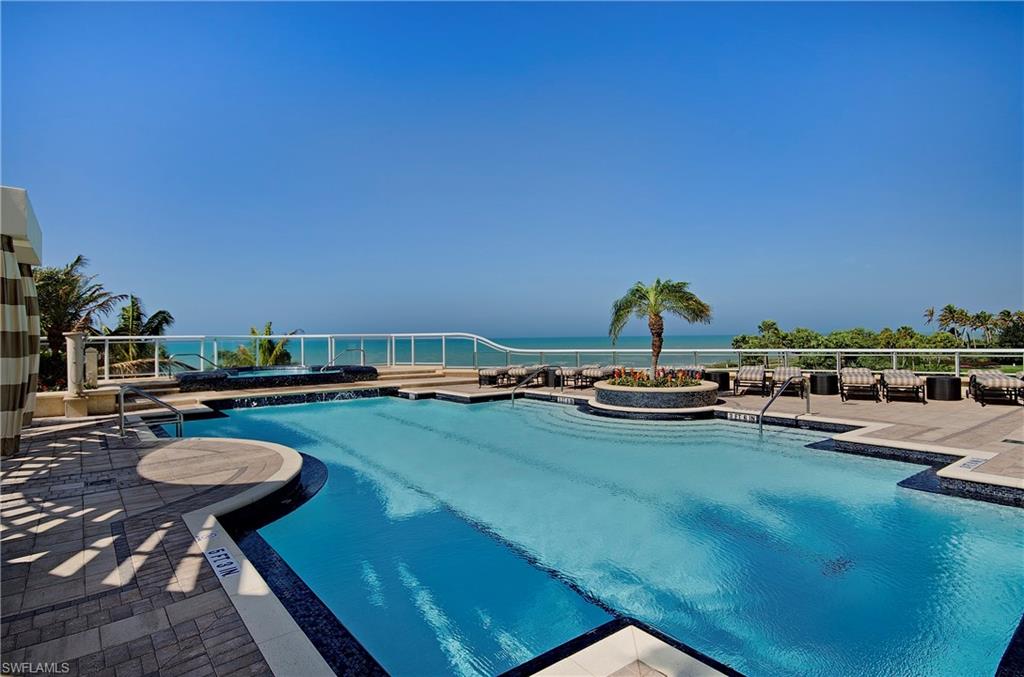 REGENT - Residential