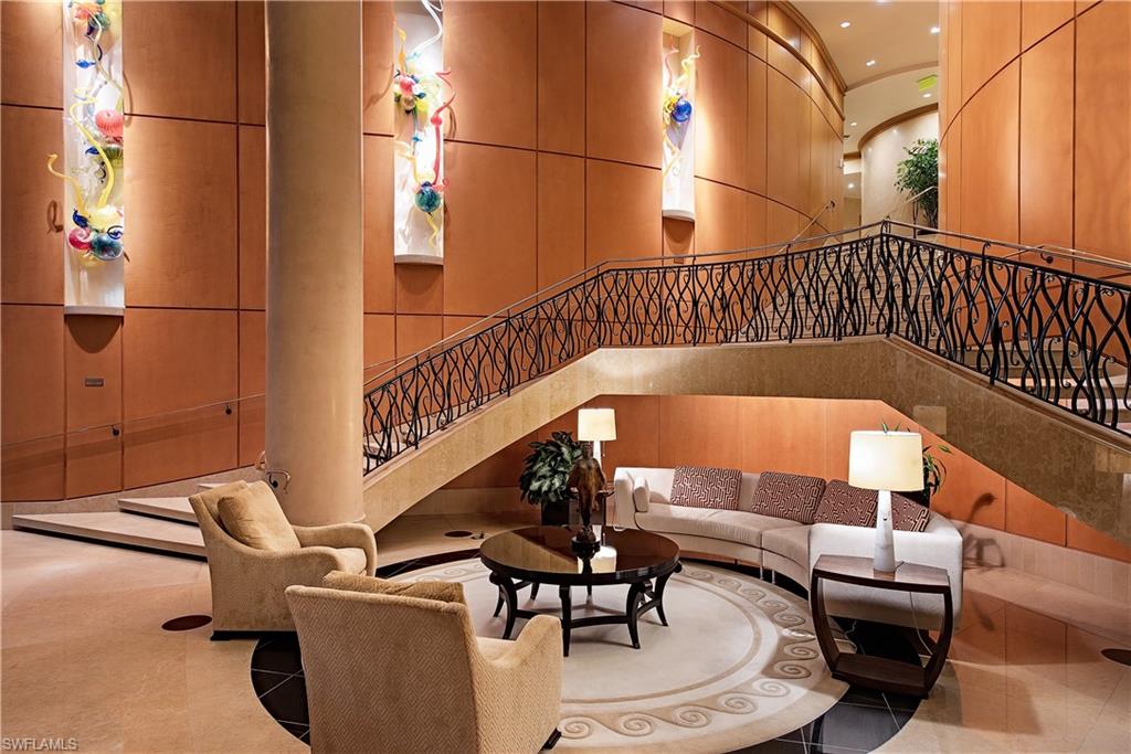 REGENT - Residential