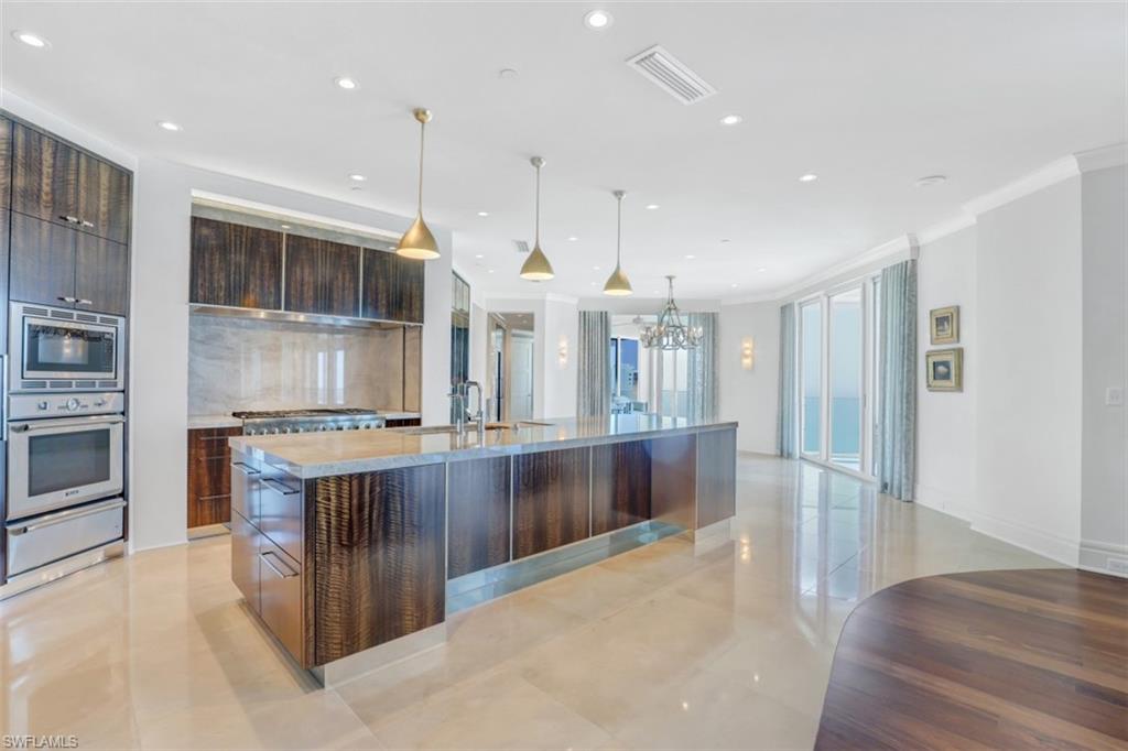 REGENT - Residential