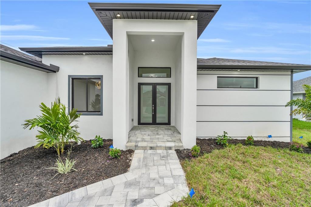 SOUTH GULF COVE - Residential