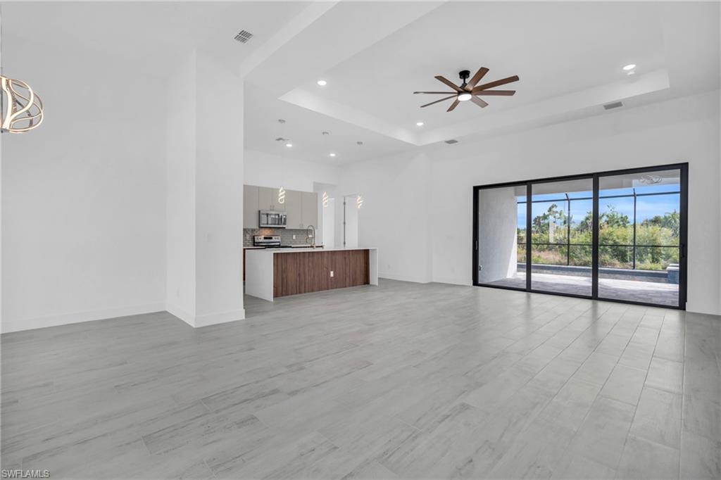 SOUTH GULF COVE - Residential