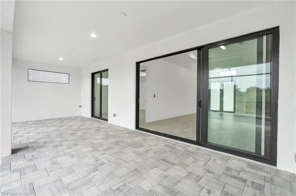 SOUTH GULF COVE - Residential