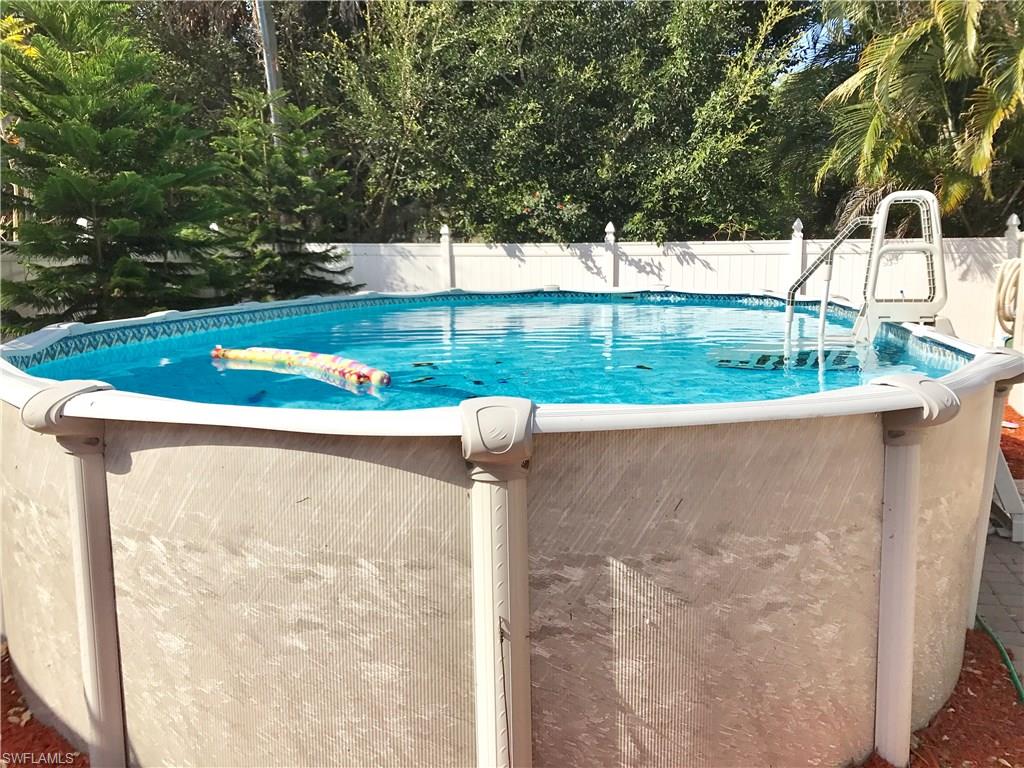 RUSSEL PARK - Residential