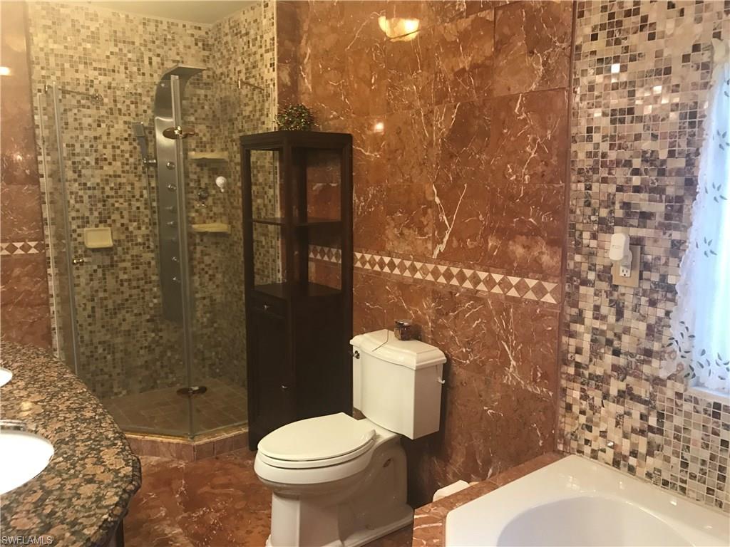 RUSSEL PARK - Residential