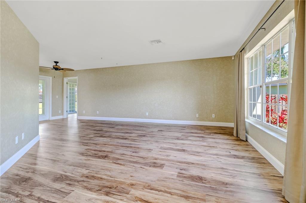 ORANGE TREE - Residential