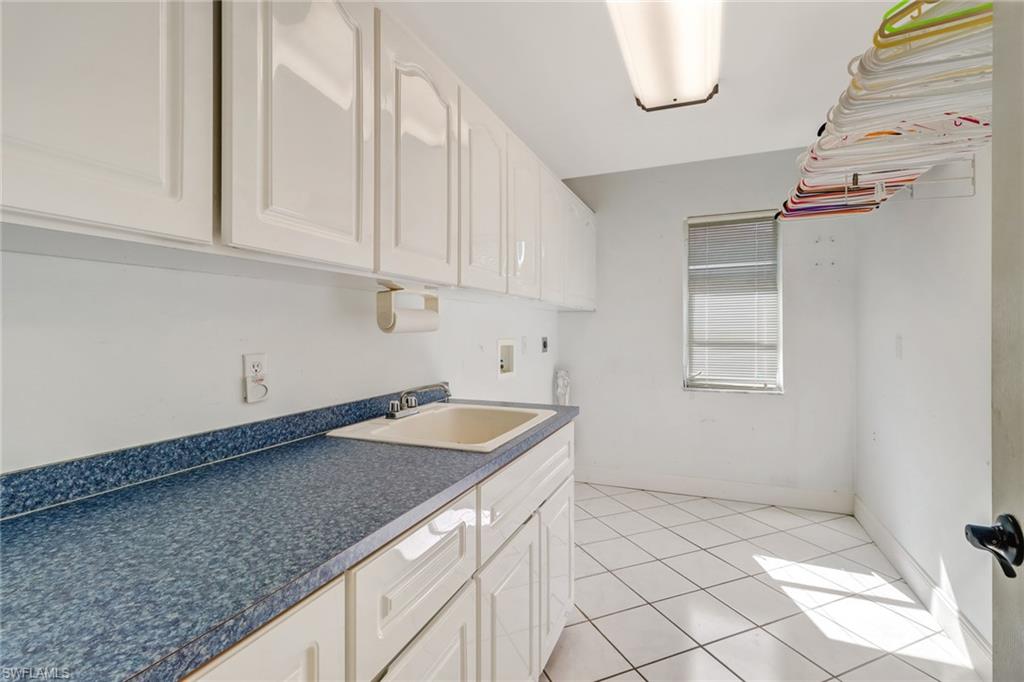 ORANGE TREE - Residential