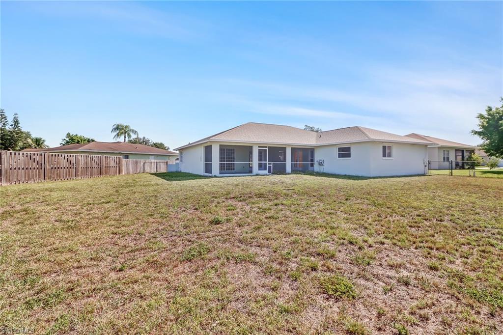 ORANGE TREE - Residential