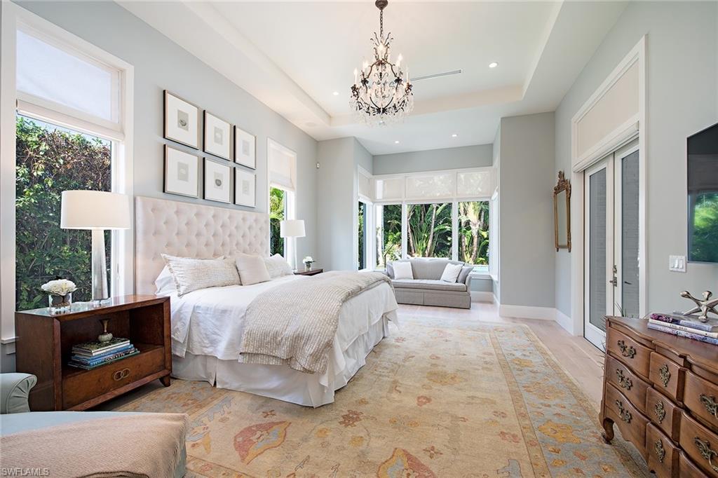 MOORINGS - Residential