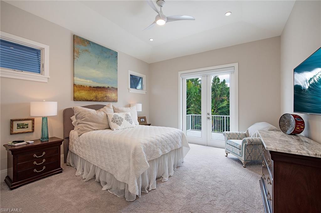 MOORINGS - Residential