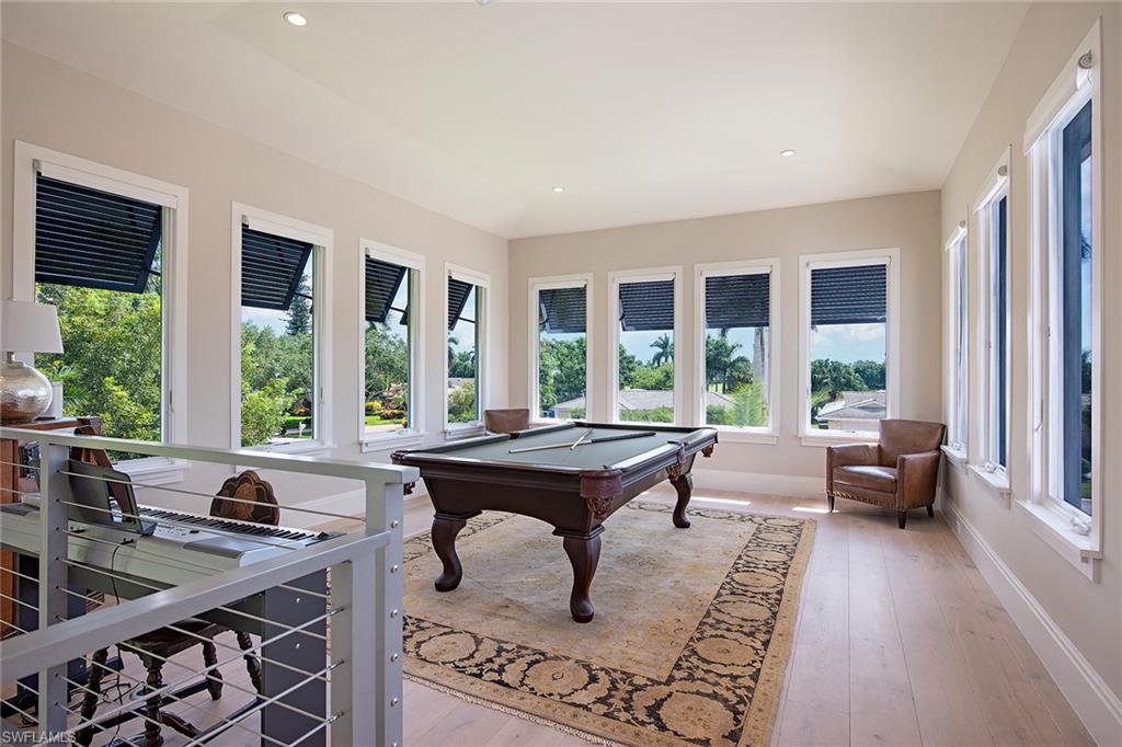 MOORINGS - Residential