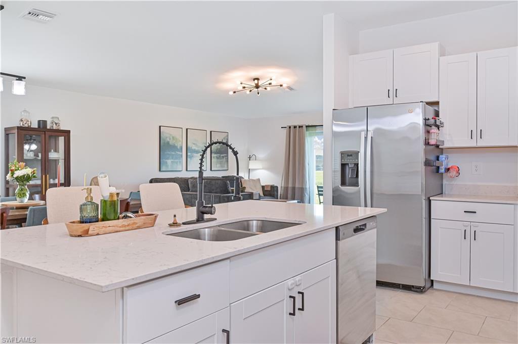 SAVANNA LAKES - Residential Lease