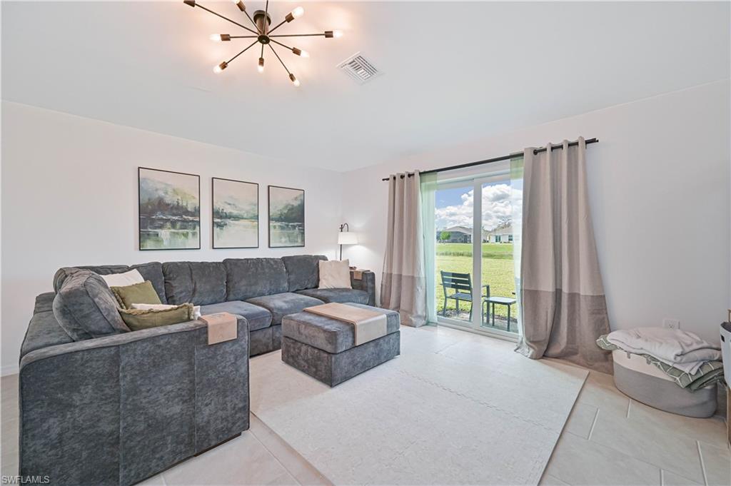 SAVANNA LAKES - Residential Lease