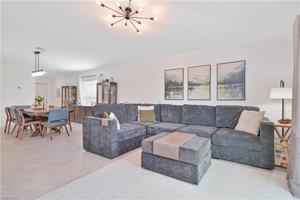 SAVANNA LAKES - Residential Lease