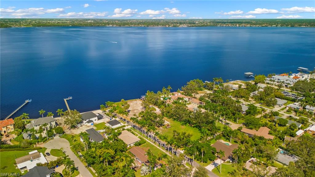 FORT MYERS - Land