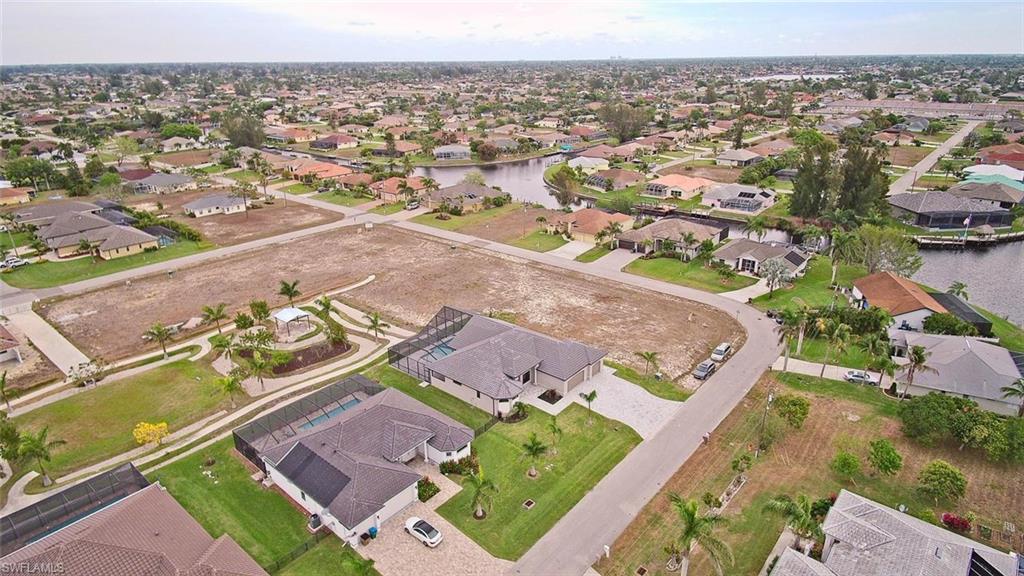 EAGLE'S LANDING ESTATES - Residential