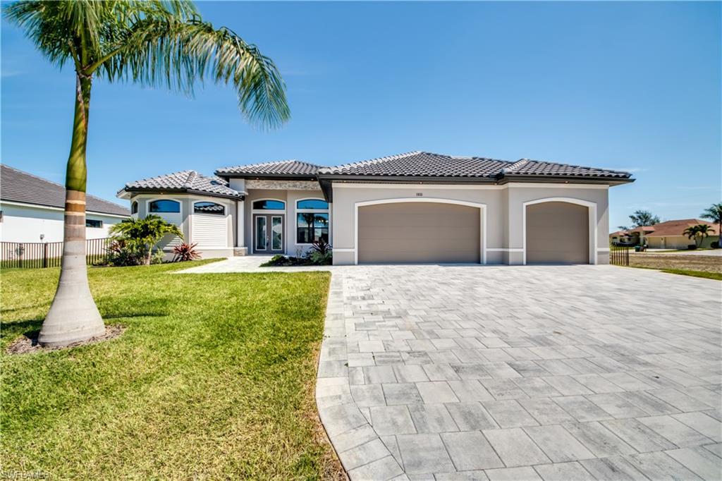 EAGLE'S LANDING ESTATES - Residential