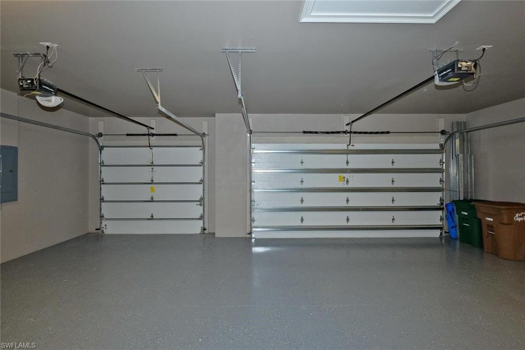 EAGLE'S LANDING ESTATES - Residential