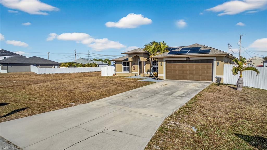 CAPE CORAL - Residential