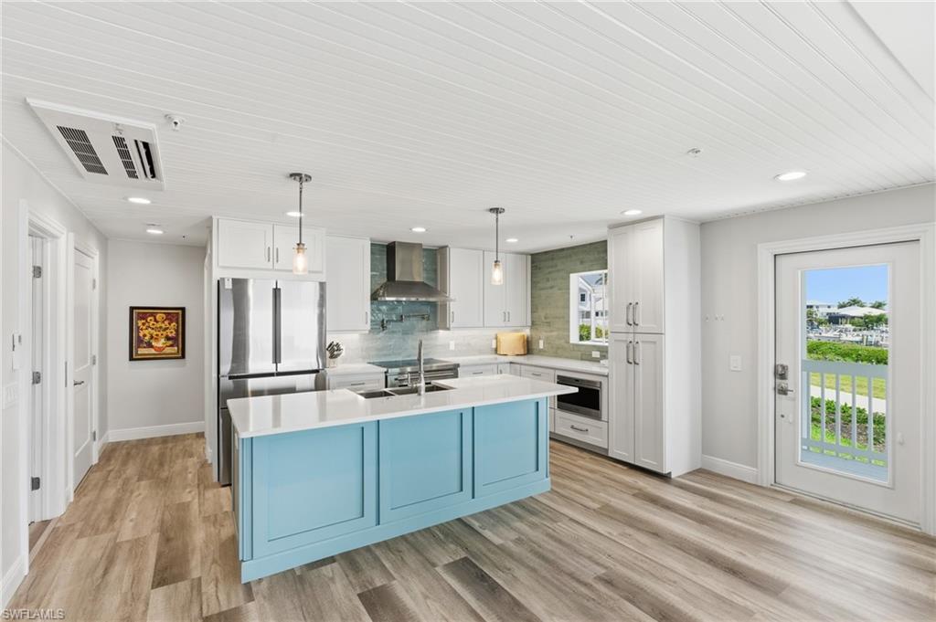 ST JAMES PLACE - Residential