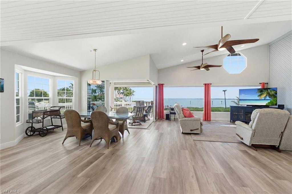 ST JAMES PLACE - Residential