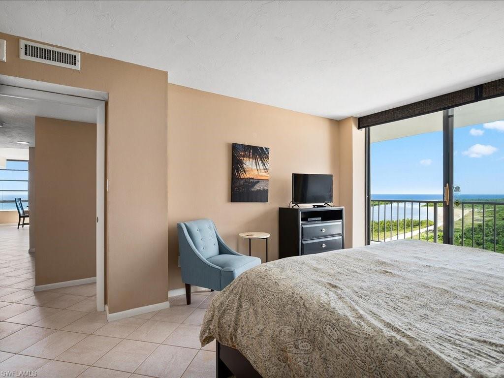 SOUTH SEAS - Residential