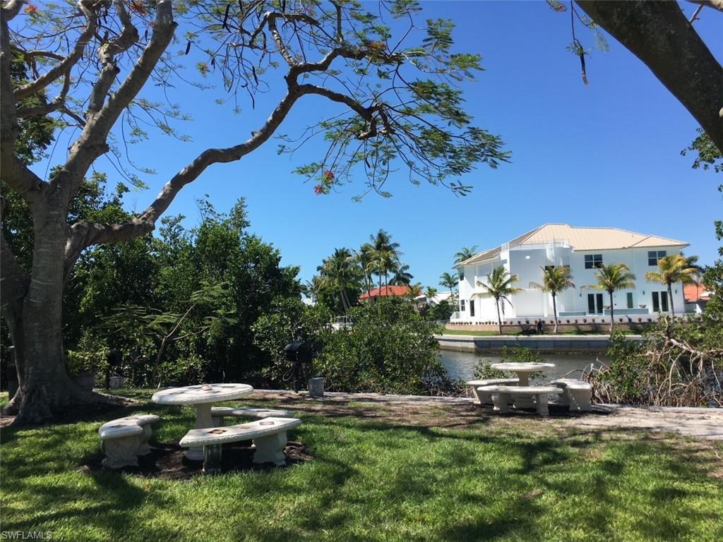 SOUTH SEAS - Residential