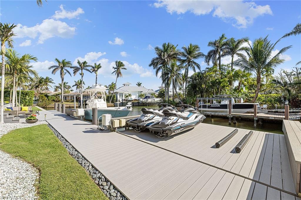 ROYAL HARBOR - Residential