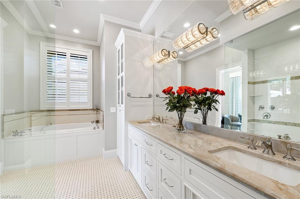 ROYAL HARBOR - Residential