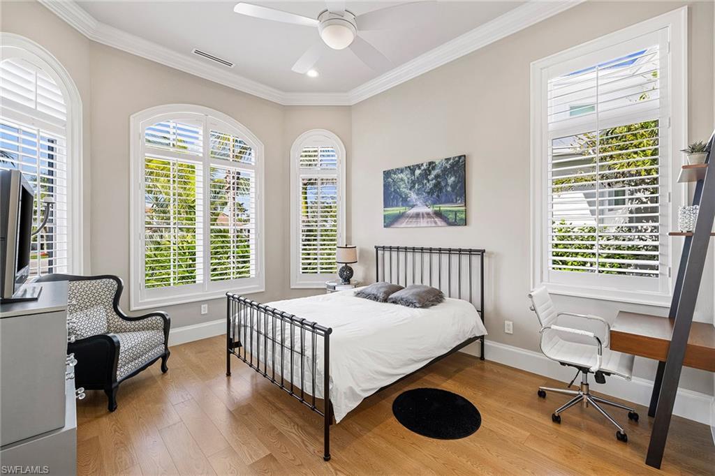 ROYAL HARBOR - Residential