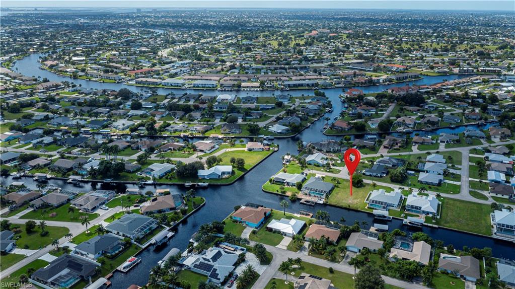 CAPE CORAL - Land