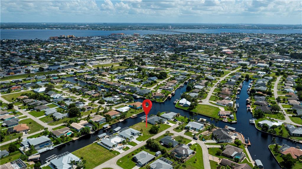 CAPE CORAL - Land