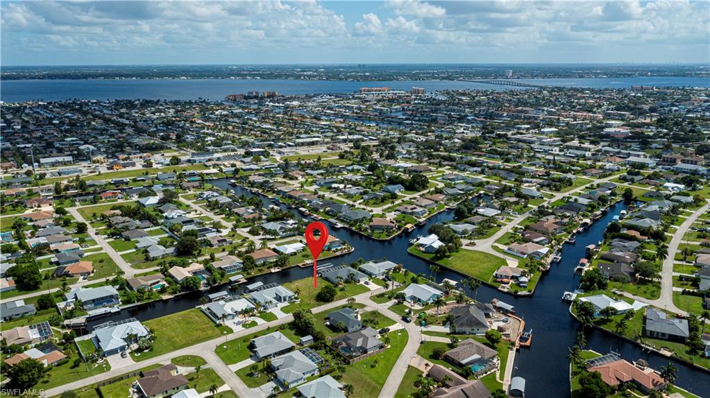 CAPE CORAL - Land
