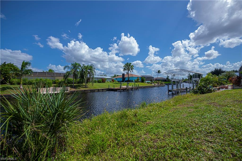 CAPE CORAL - Land