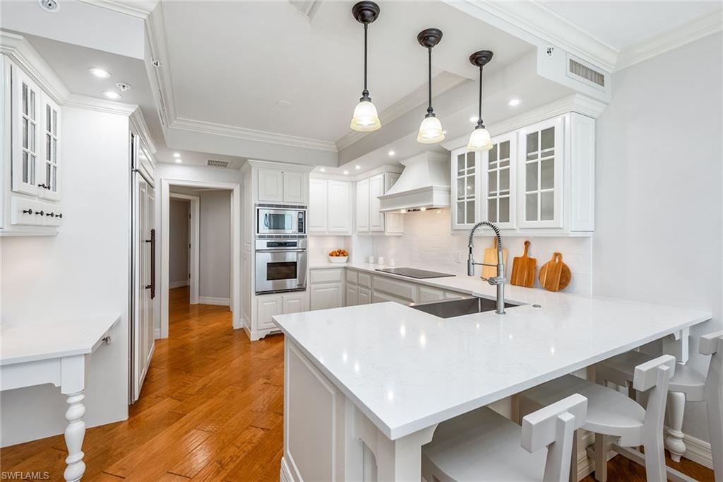 CARLYSLE AT BAY COLONY - Residential