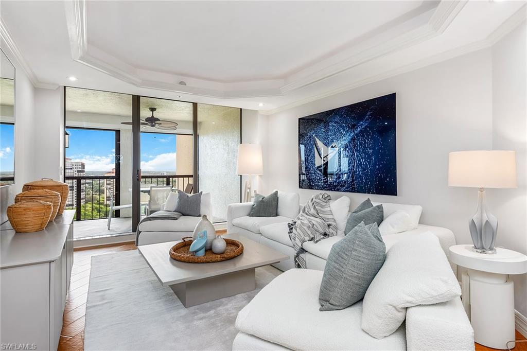 CARLYSLE AT BAY COLONY - Residential