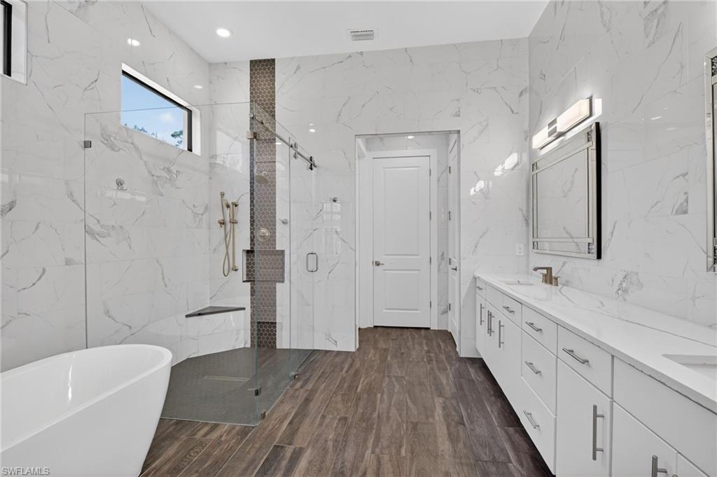 CORKSCREW ESTATES - Residential