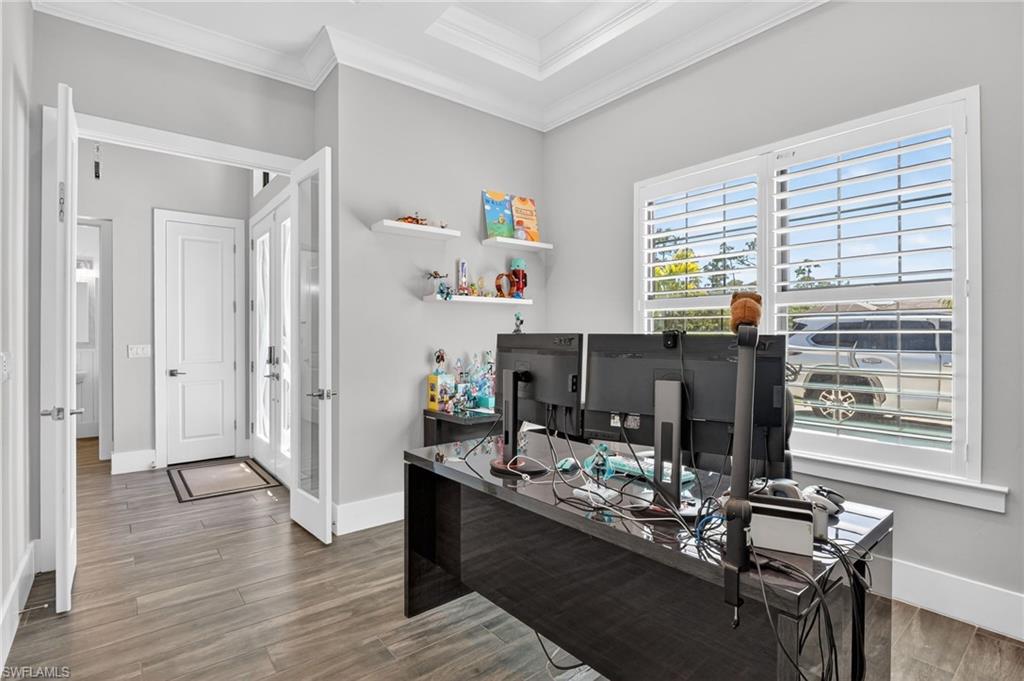 CORKSCREW ESTATES - Residential