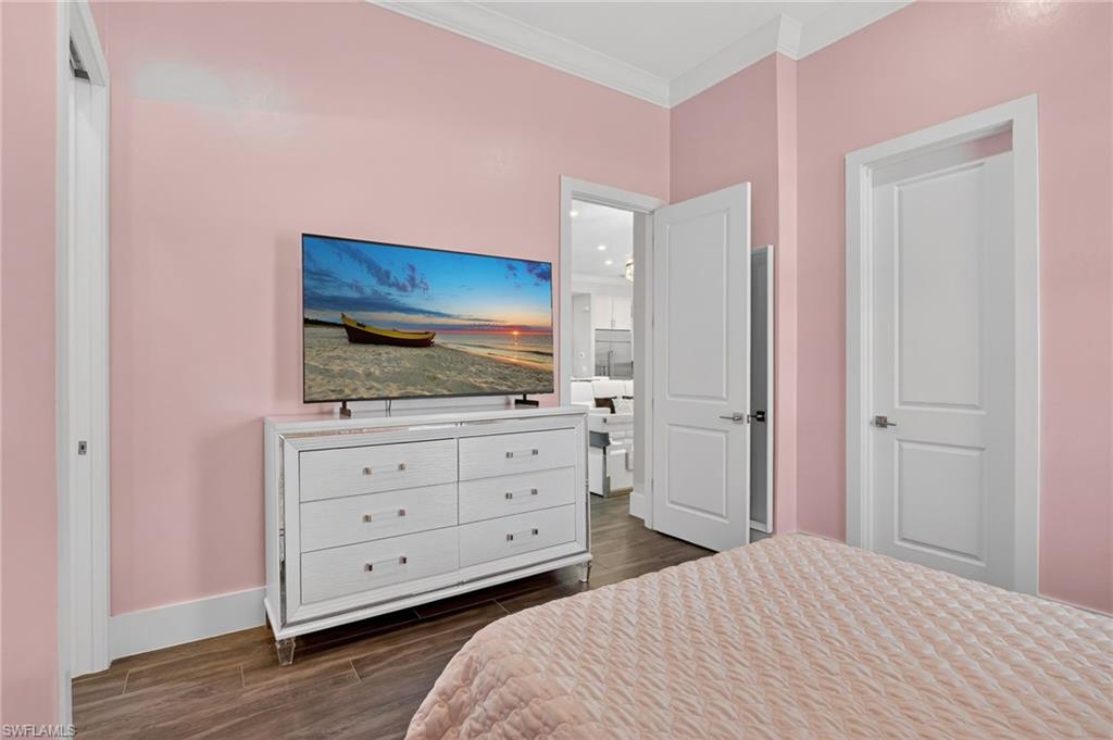 CORKSCREW ESTATES - Residential