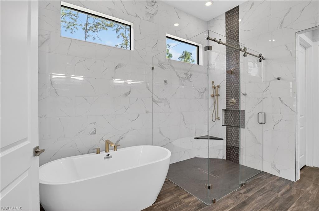 CORKSCREW ESTATES - Residential